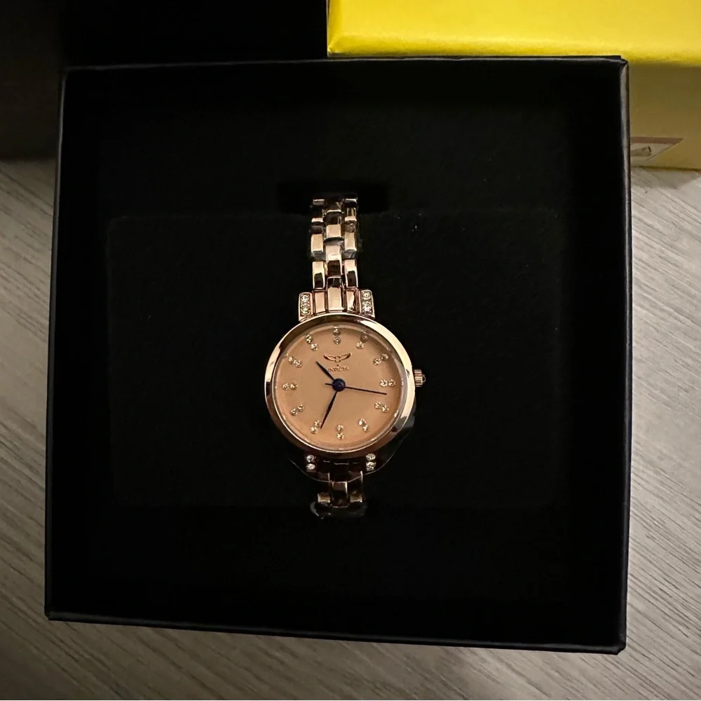 Invicta Angel 69070 Women’s 25mm Rose Gold Quartz Bracelet Watch NIB